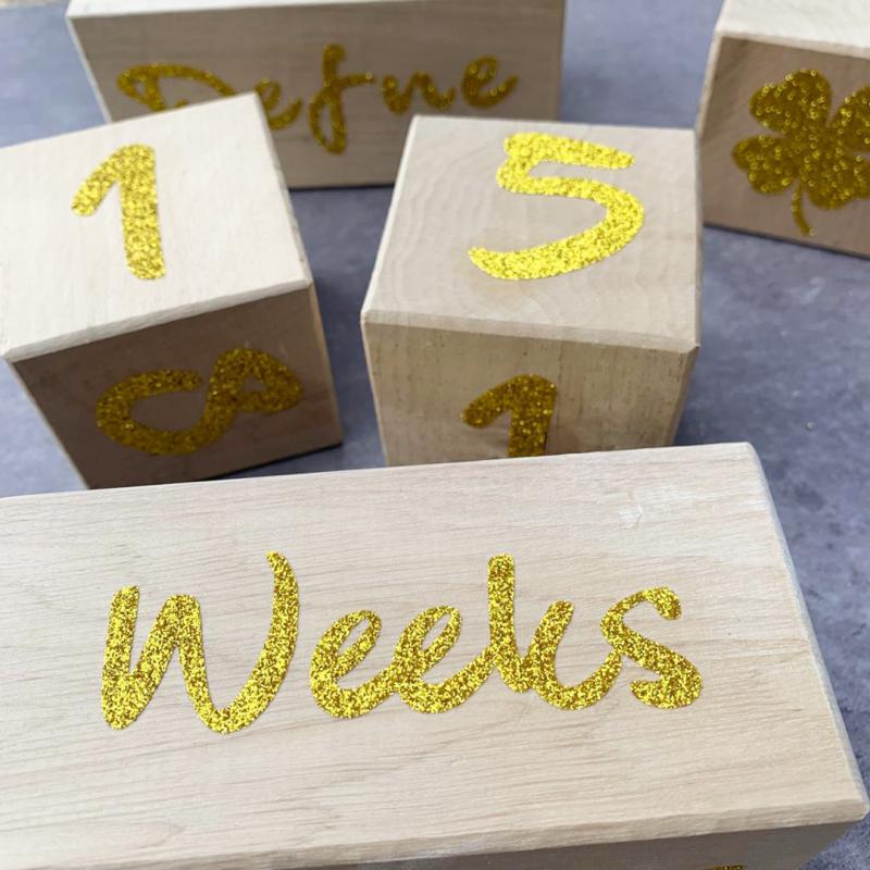 Bebek Yaş Küpleri İsimli Simli Boyalı Bebebox