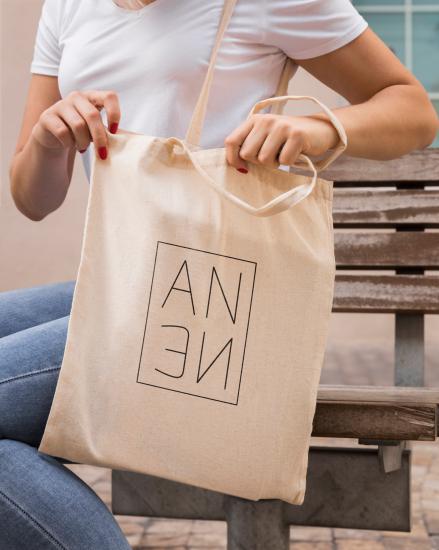 Anne Bez Çanta